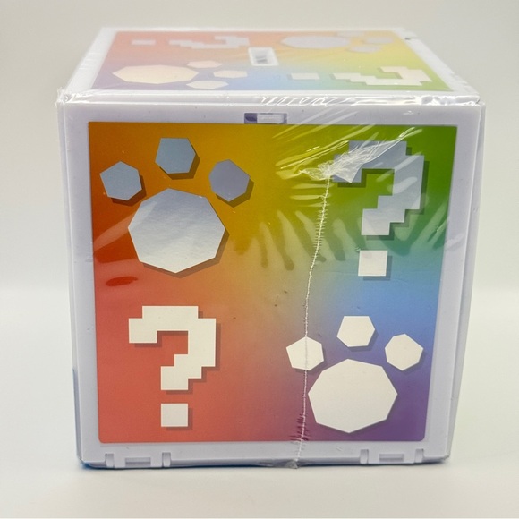 Pet Simulator Lucky Block Playset Interactive Fidget Toy with 4 Pets & Coin - Picture 4 of 6